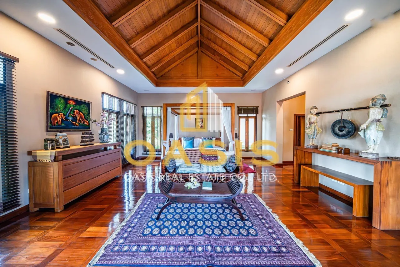 Luxury Pool Villa for Sale View Talay Marina