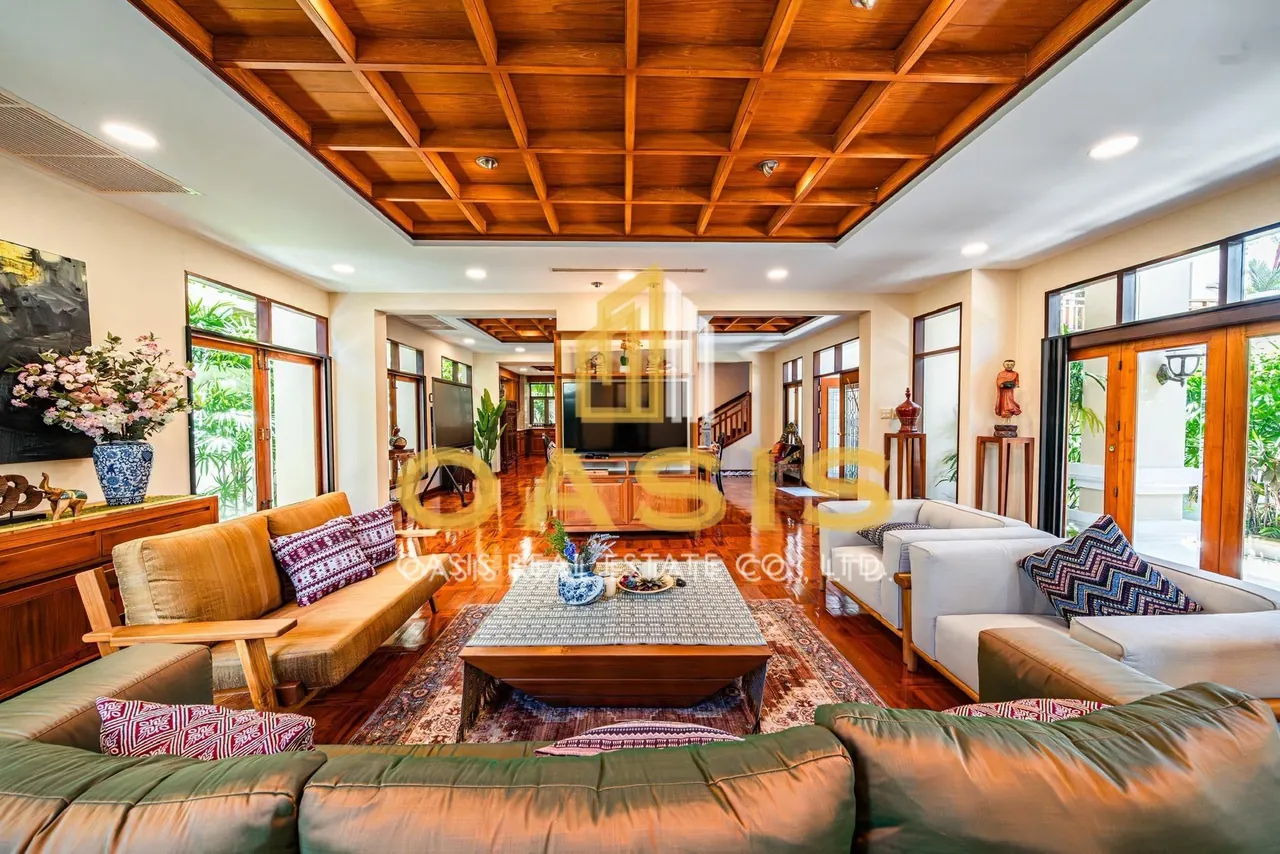 Luxury Pool Villa for Sale View Talay Marina