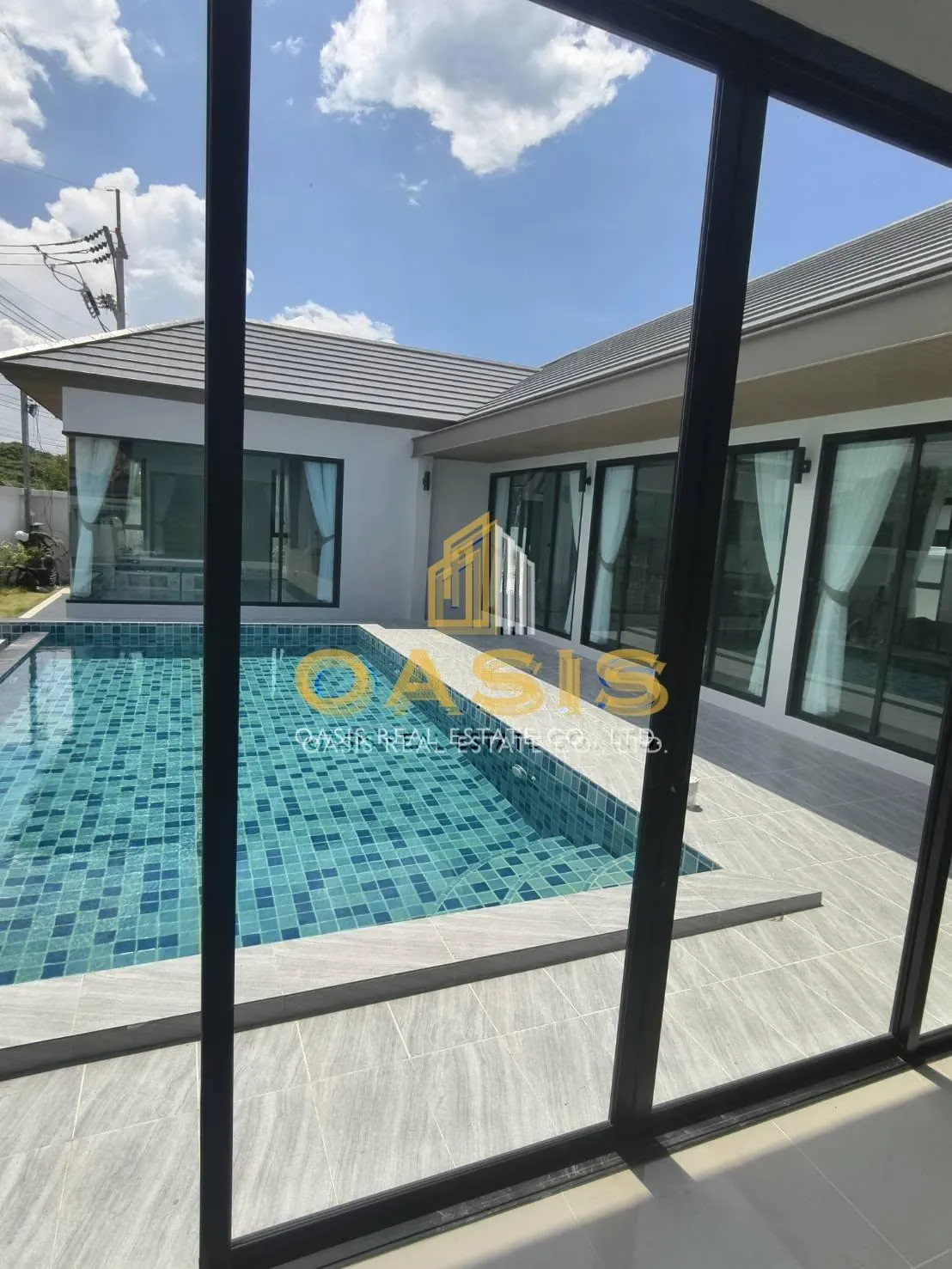 Luxury Pool Villa in Huay Yai For Rent