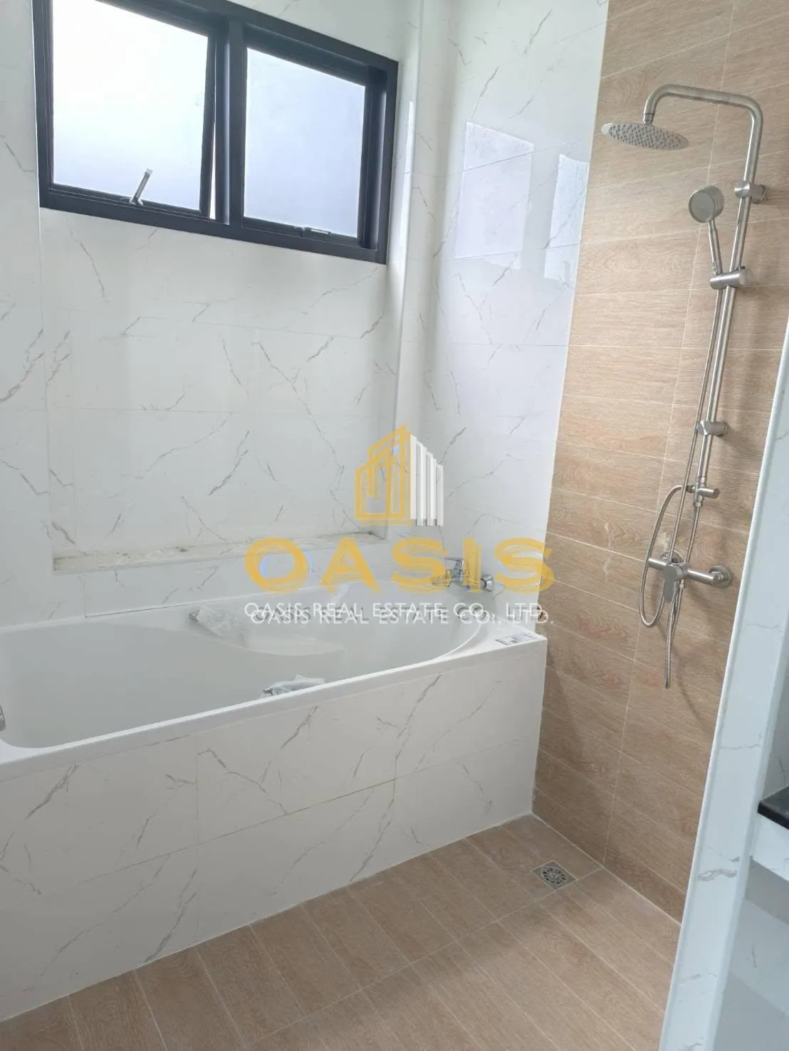 Luxury Pool Villa in Huay Yai For Rent