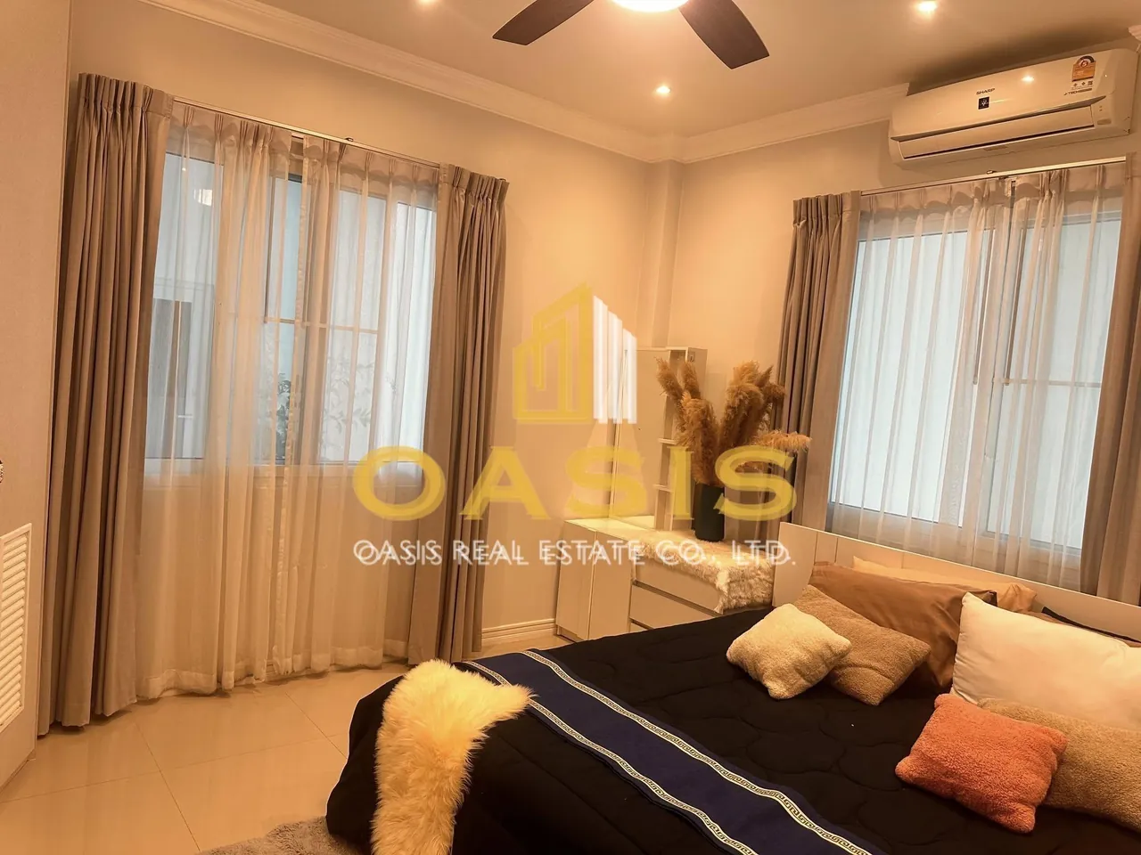 Private House in Huai Yai for sale
