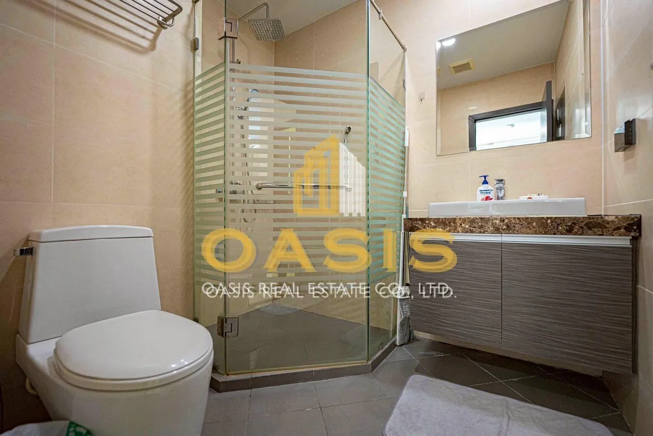Dusit Grand Condo View For Sale