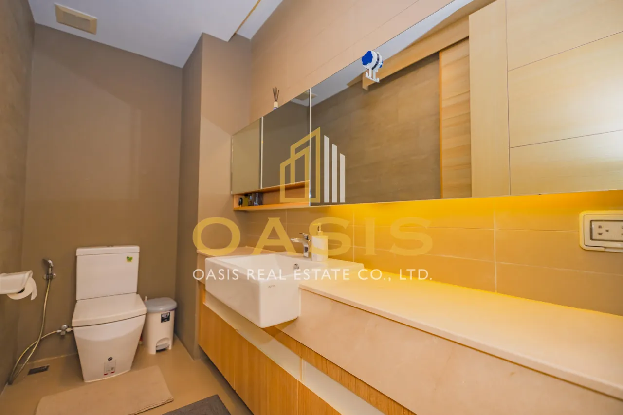 Cetus Beachfront Condominium for Sale