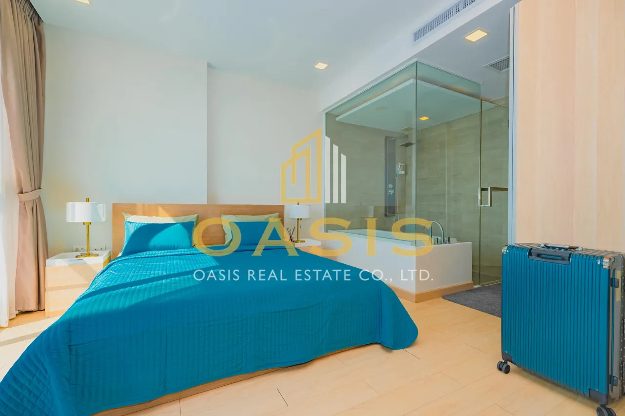 Cetus Beachfront Condominium for Sale