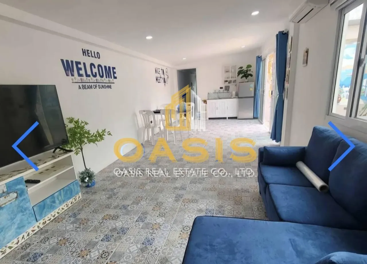 Baan Pattaya 5 Village 5-Bedroom Pool Villa for Sale or Rent