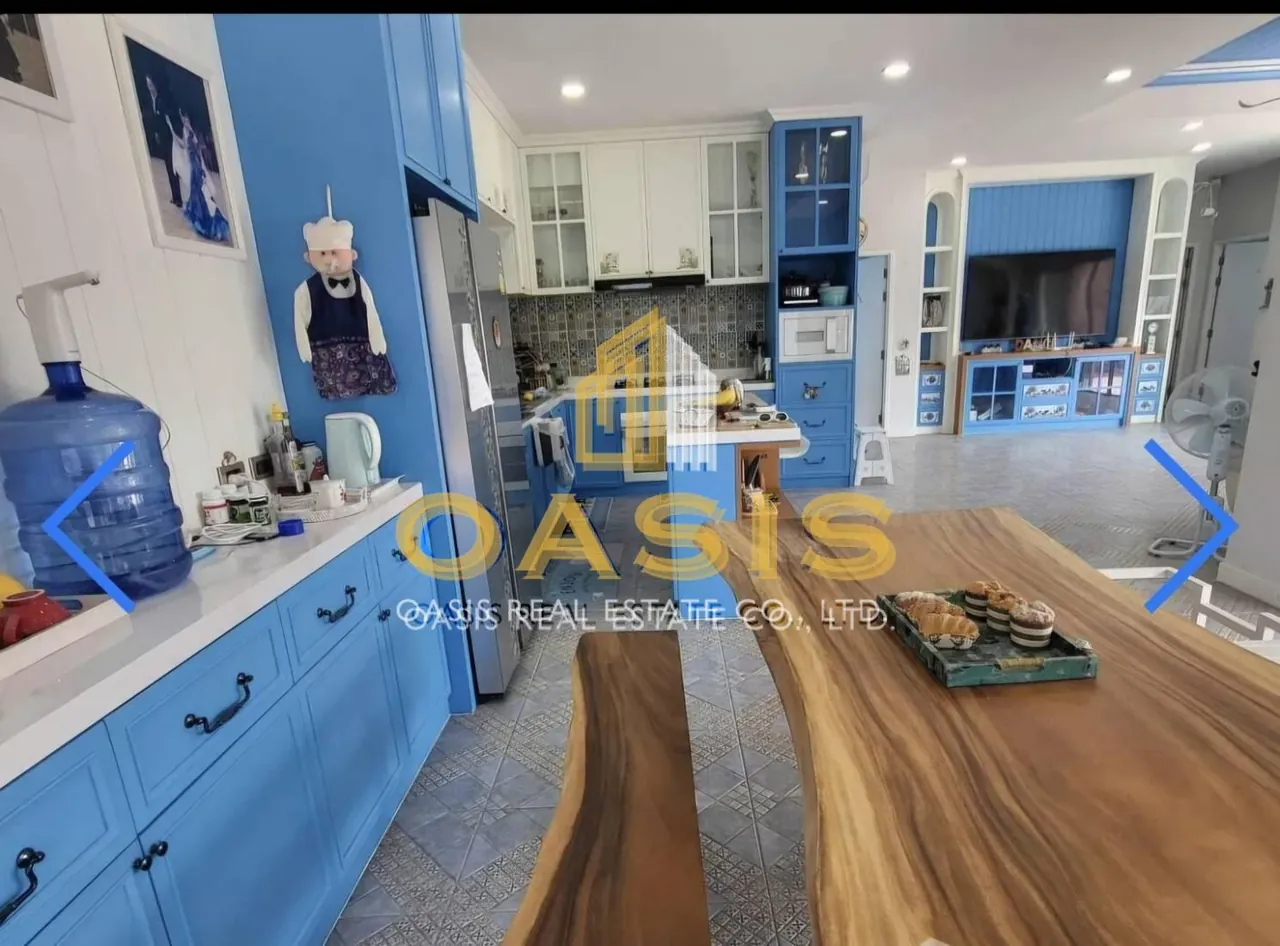 Baan Pattaya 5 Village 5-Bedroom Pool Villa for Sale or Rent