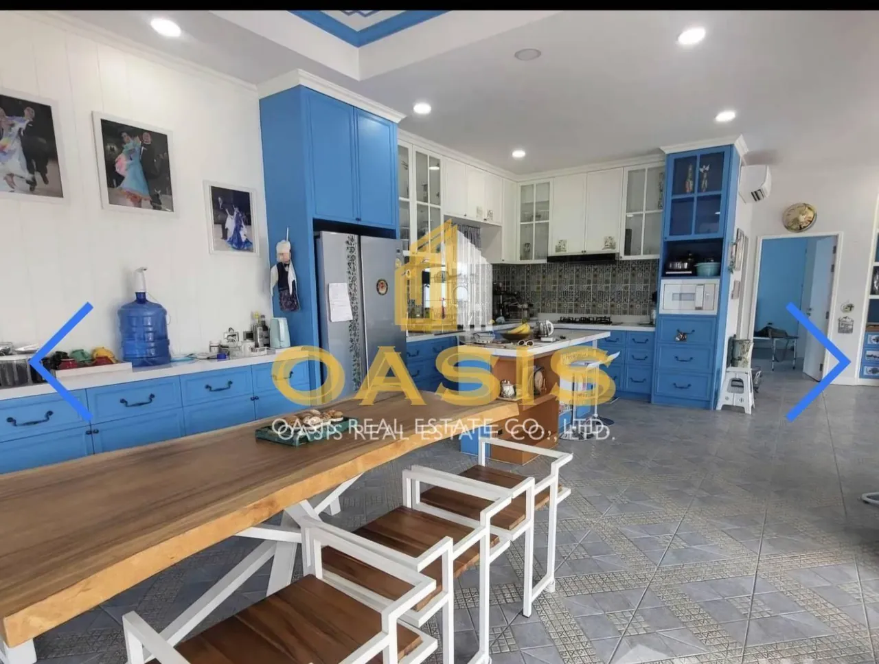Baan Pattaya 5 Village 5-Bedroom Pool Villa for Sale or Rent