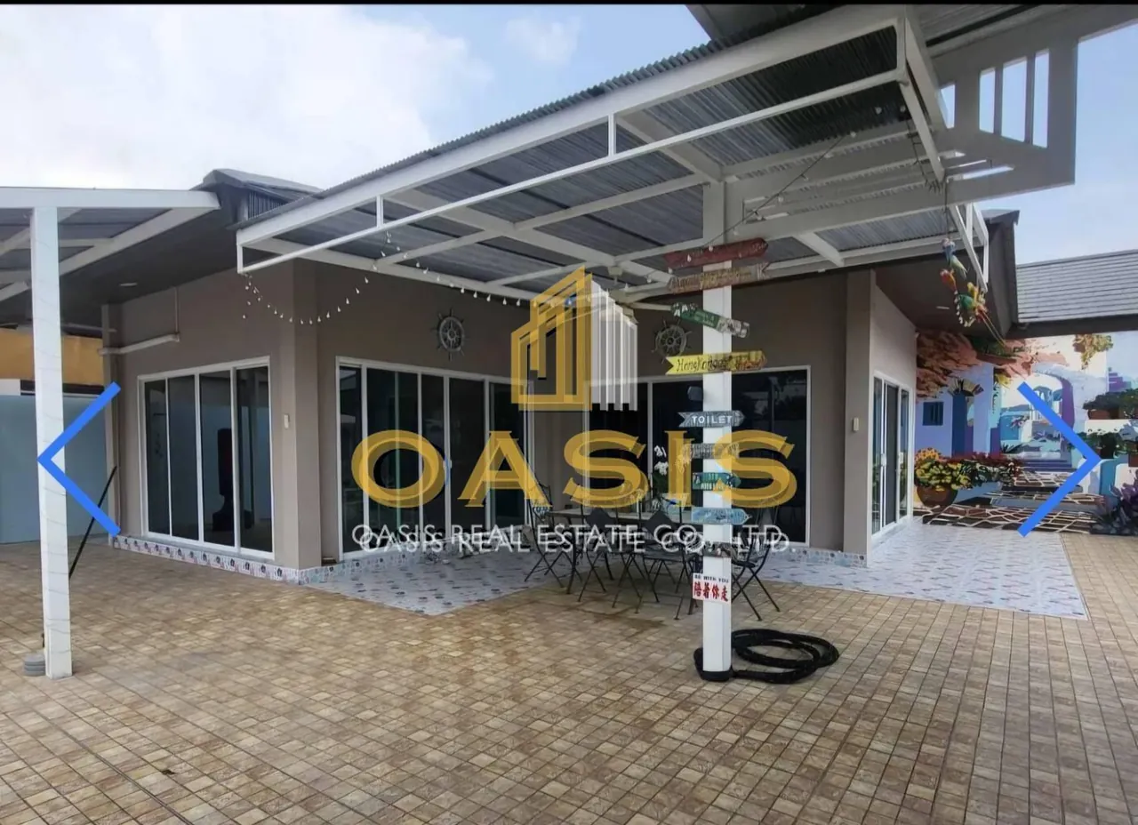 Baan Pattaya 5 Village 5-Bedroom Pool Villa for Sale or Rent