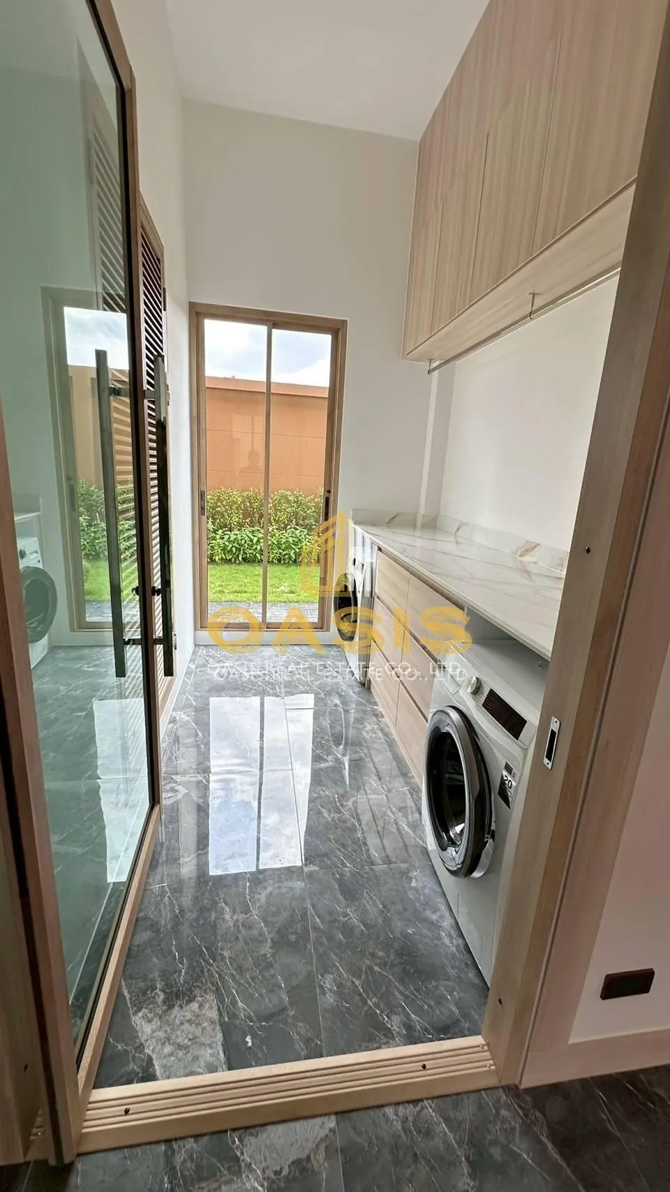Luxury Pool Villa For Rent in a Peaceful Prime Location