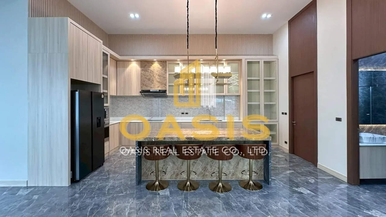 Luxury Pool Villa For Rent in a Peaceful Prime Location