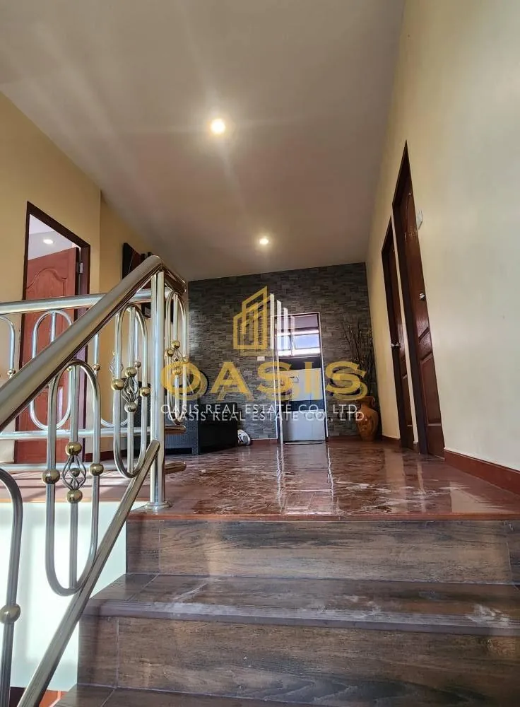 2-storey detached house for Rent