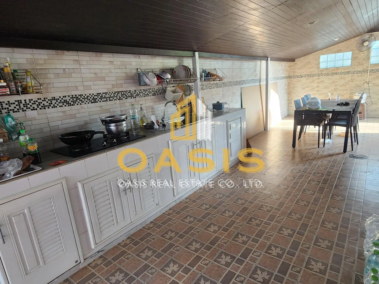 2-storey detached house for Rent