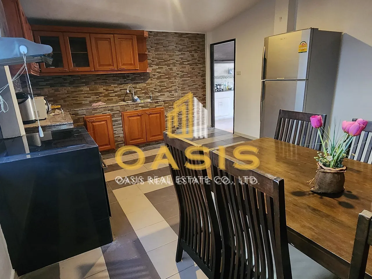 2-storey detached house for Rent