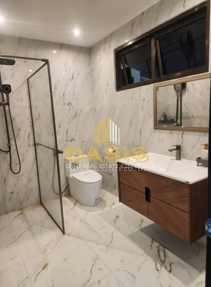 2-storey detached house for Rent