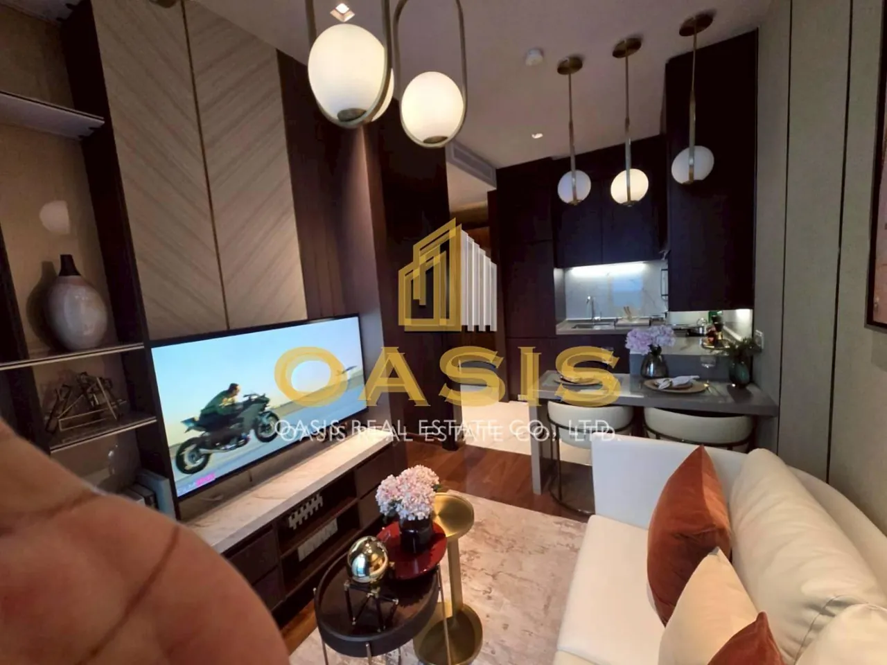 Cloud Sukhumvit 23 For Sale