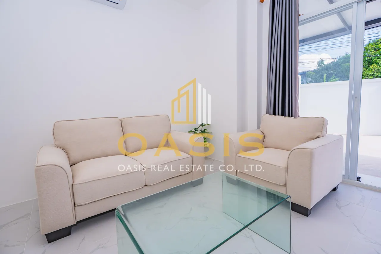 Newly built pool villa for sale In Bangsaray