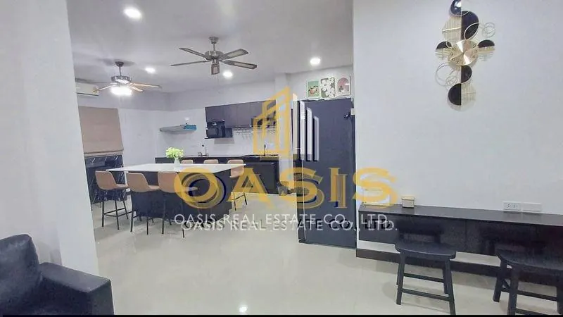 Resort-Style Pool Villa for Rent