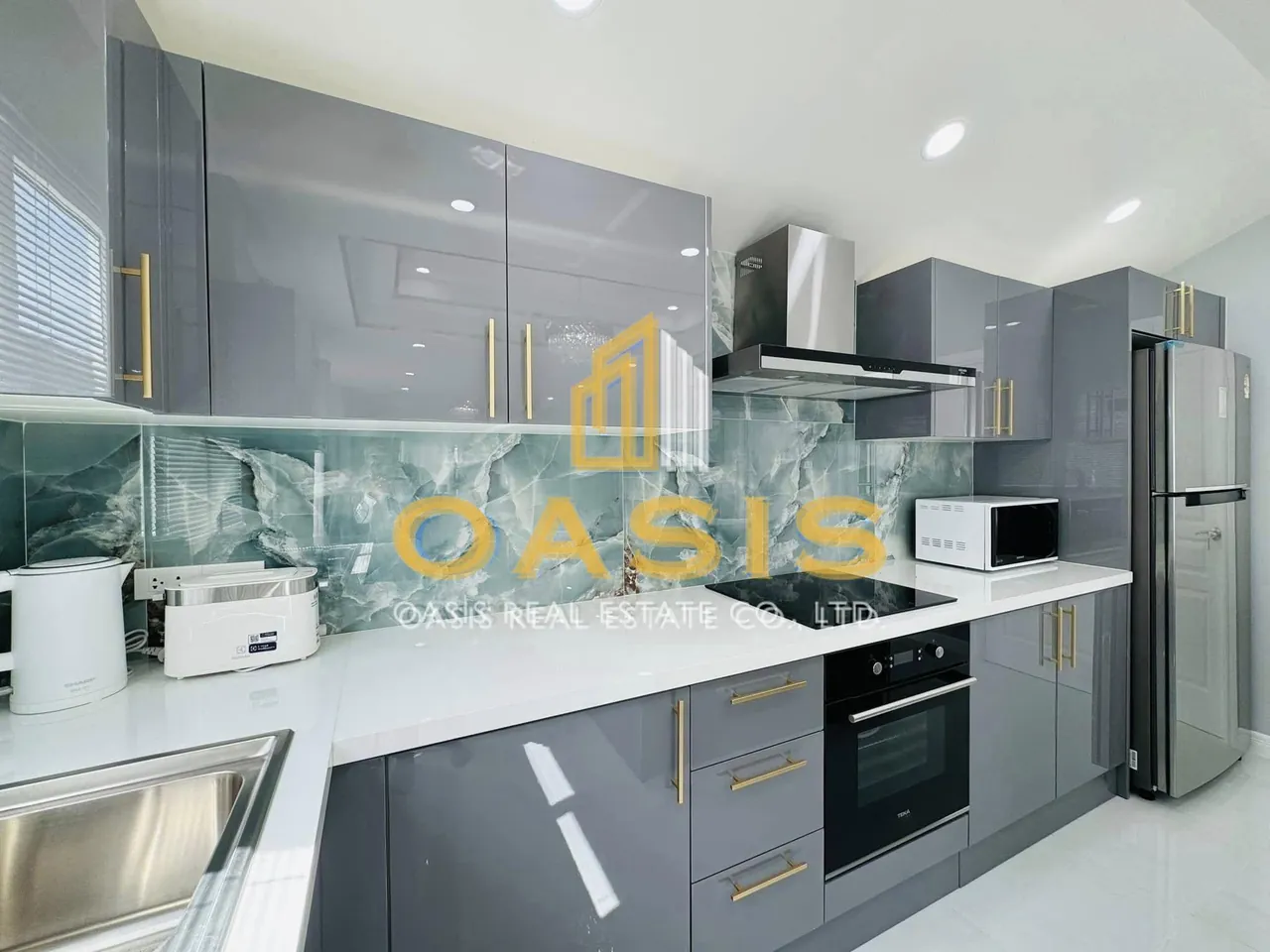 Luxury Detached House Wonderland 2 for sale