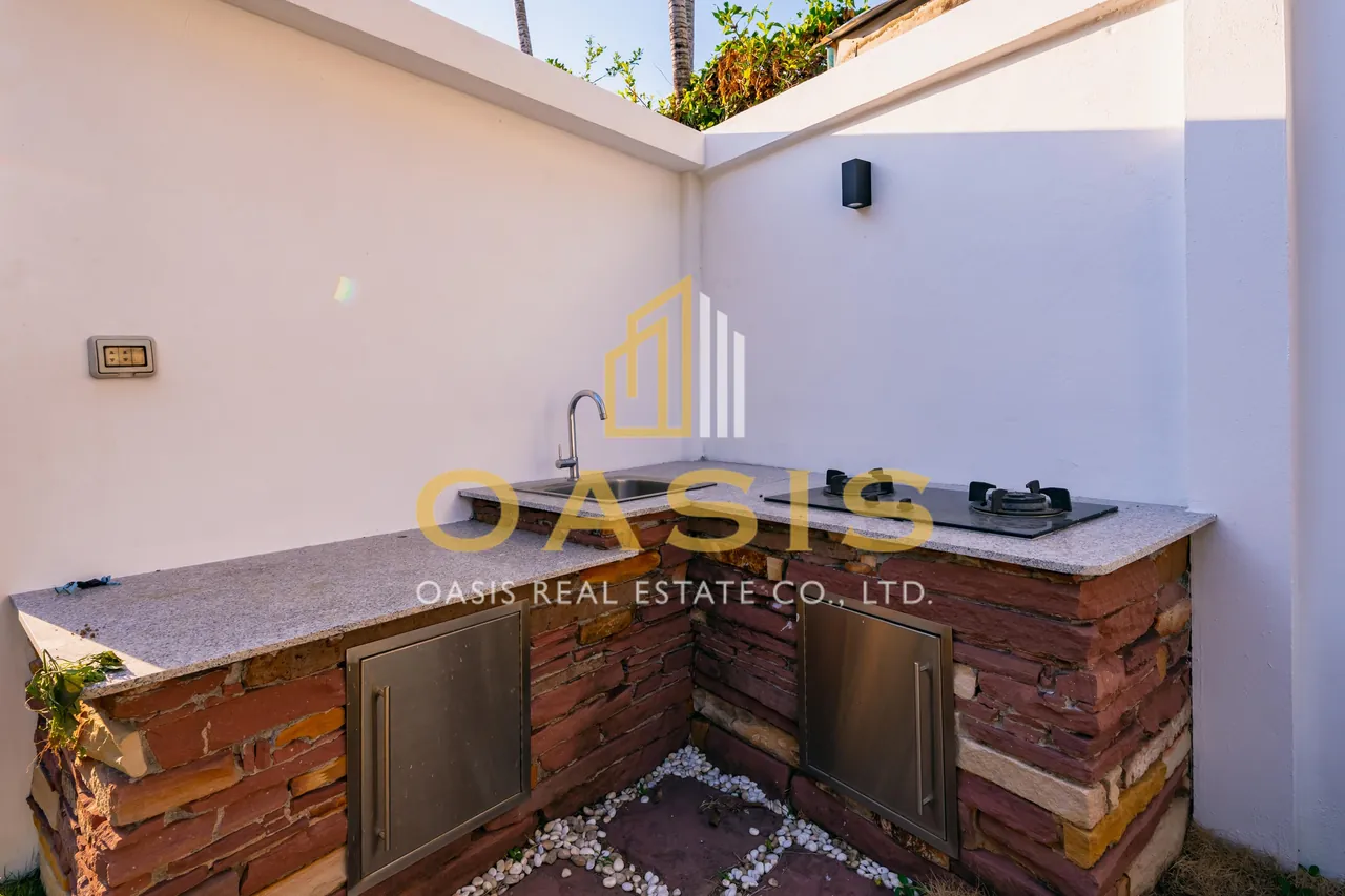 4-Bedroom Pool Villa Ban Panalee for Sale