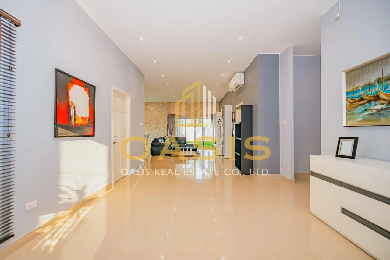 4-Bedroom Pool Villa Ban Panalee for Sale