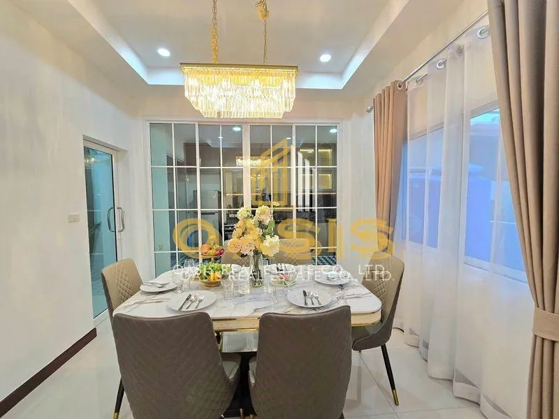 Single detached 2-storey house For rent