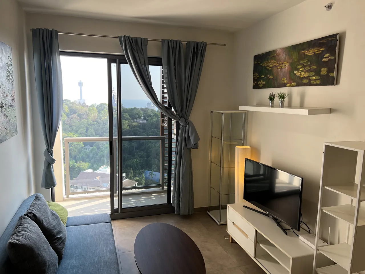 Modern 1-bedroom condominium for sale at Unixx South Pattaya