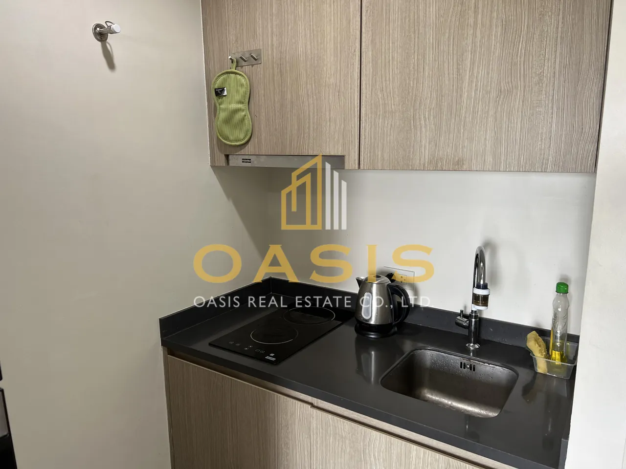 Modern 1-bedroom condominium for sale at Unixx South Pattaya
