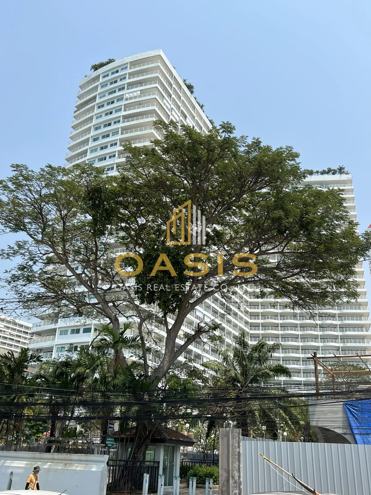 Spacious studio condominium in View Talay 7 for Sale