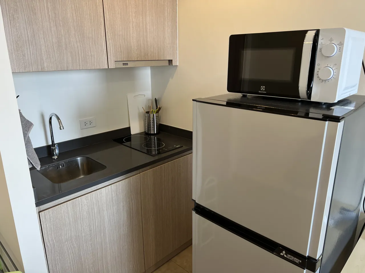 Modern 1-bedroom condominium for sale at Unixx South Pattaya