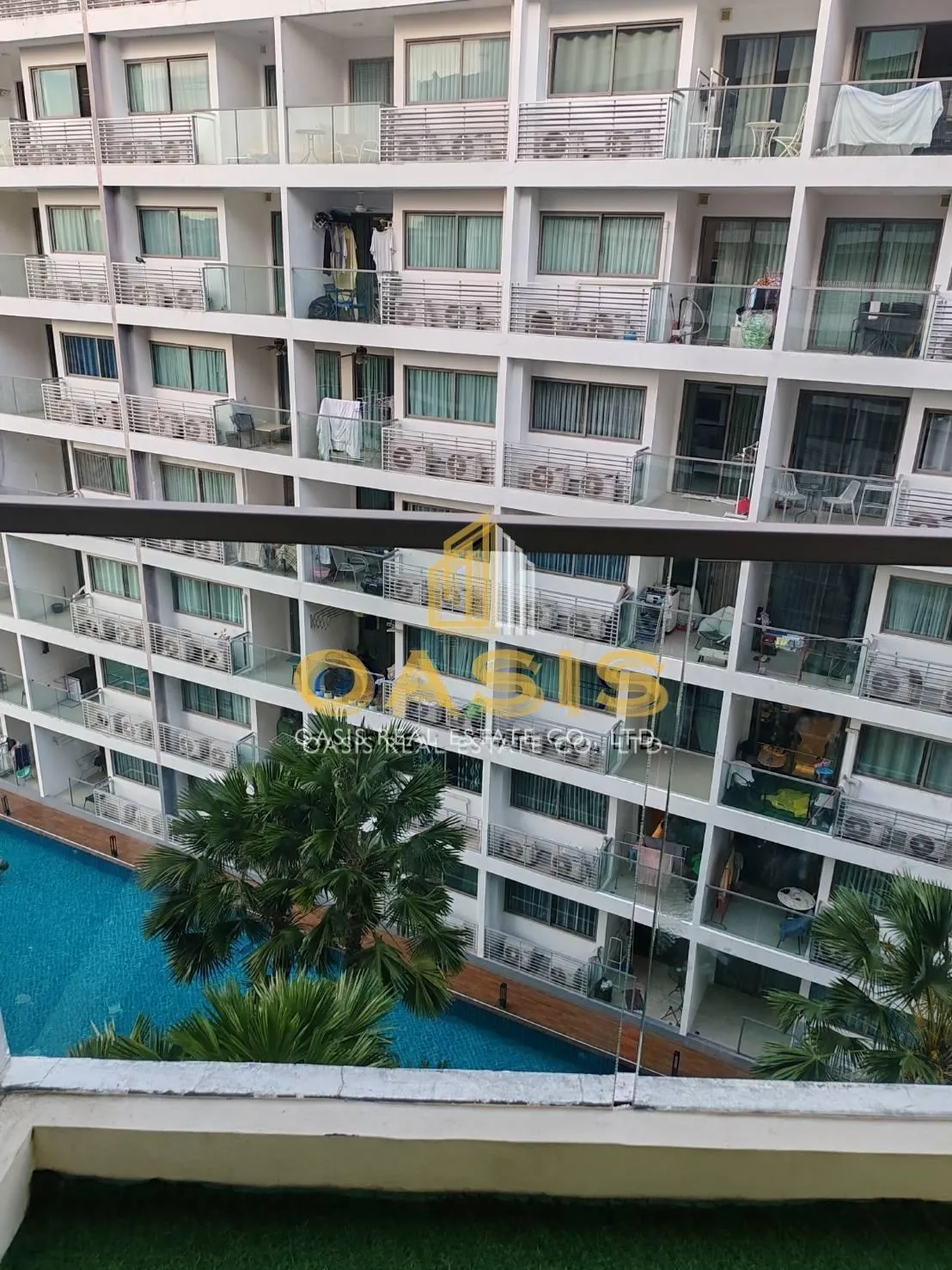 Spacious 1-Bedroom Condo with Pool View at Laguna Beach Resort