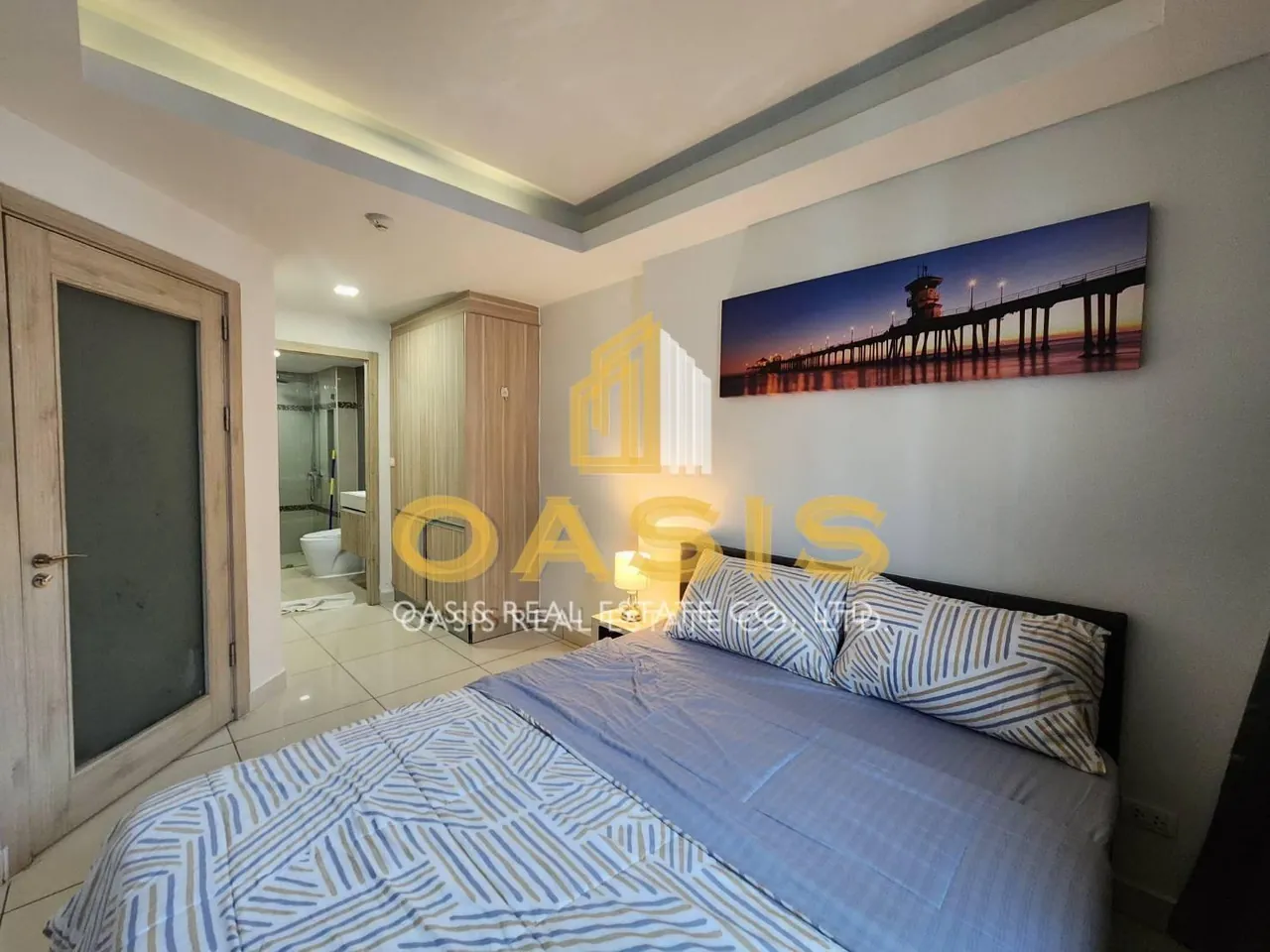 Spacious 1-Bedroom Condo with Pool View at Laguna Beach Resort