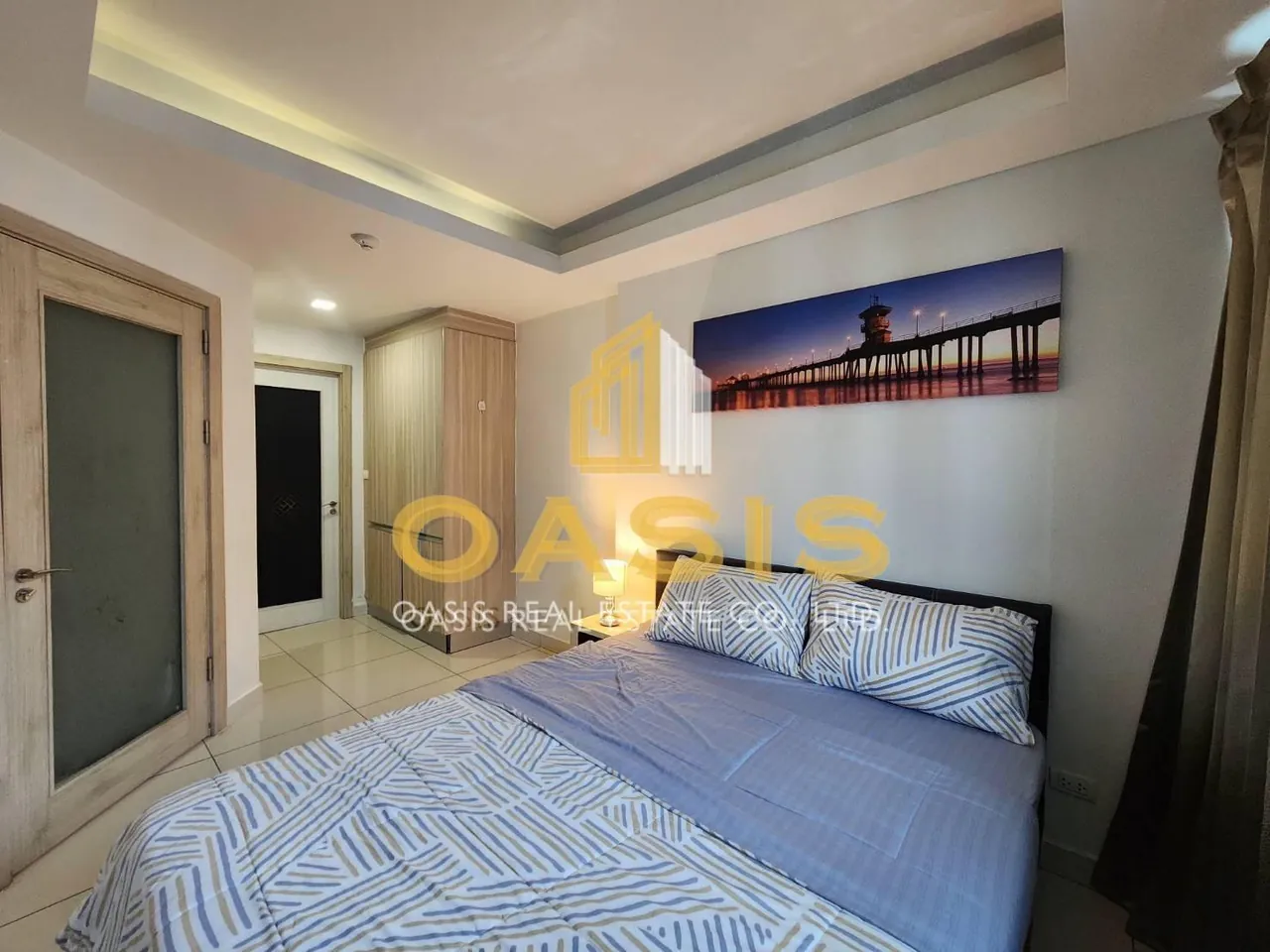 Spacious 1-Bedroom Condo with Pool View at Laguna Beach Resort