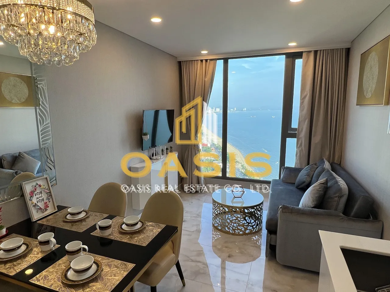Copacabana Beach Jomtien Luxury Seaview Condo for Sale
