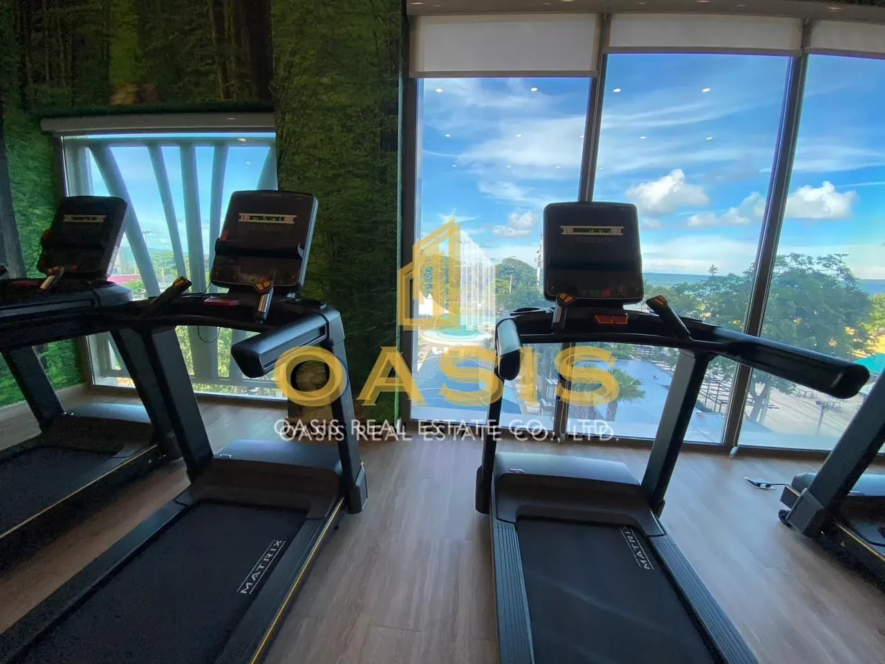 Copacabana Beach Jomtien Luxury Seaview Condo for Sale