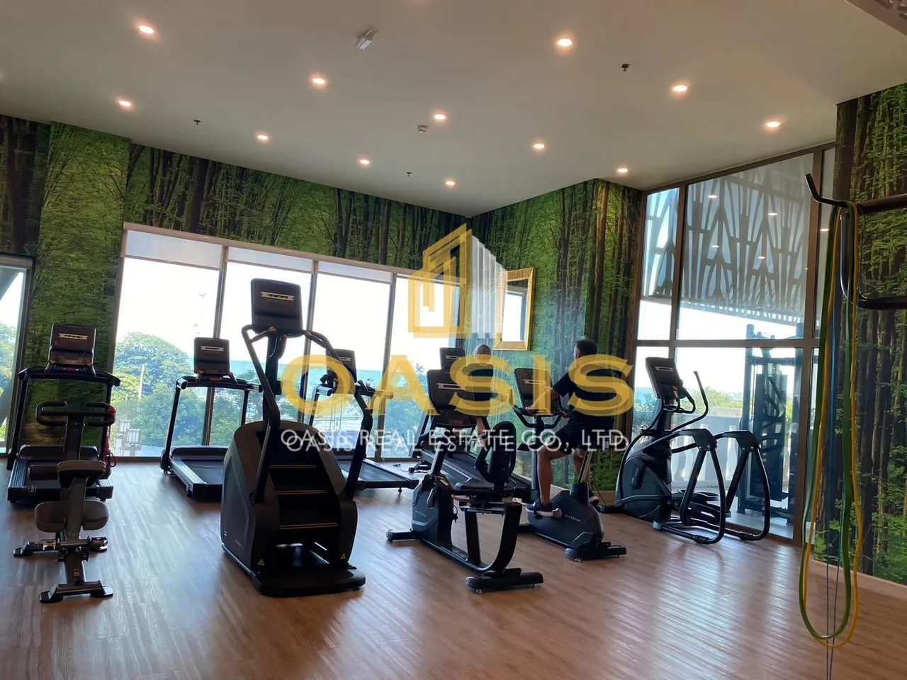 Copacabana Beach Jomtien Luxury Seaview Condo for Sale