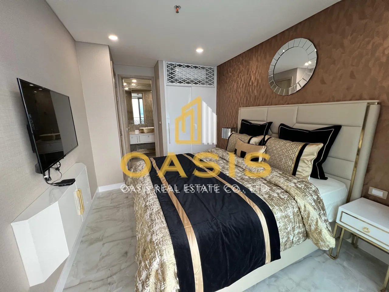 Copacabana Beach Jomtien Luxury Seaview Condo for Sale