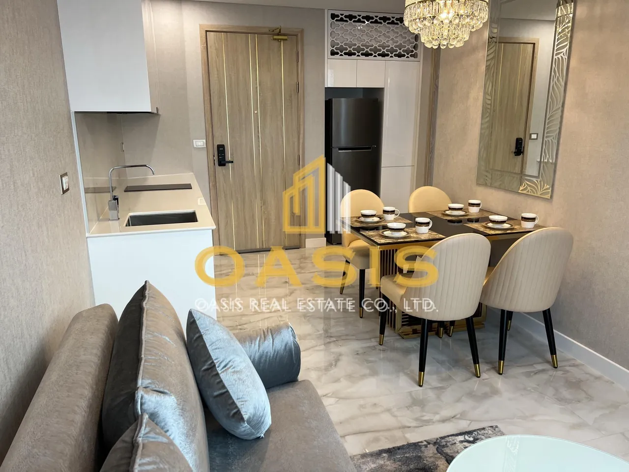Copacabana Beach Jomtien Luxury Seaview Condo for Sale
