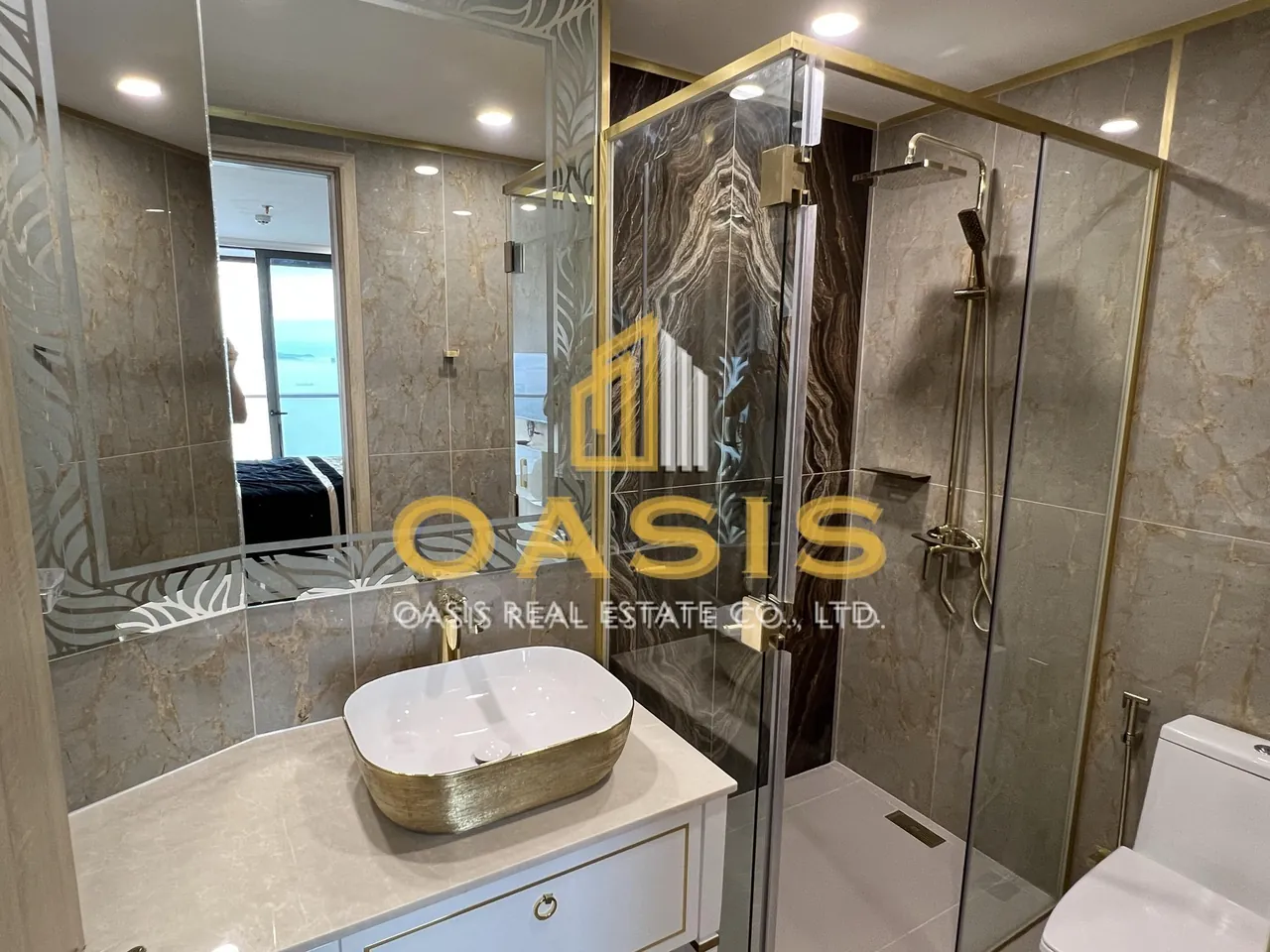 Copacabana Beach Jomtien Luxury Seaview Condo for Sale