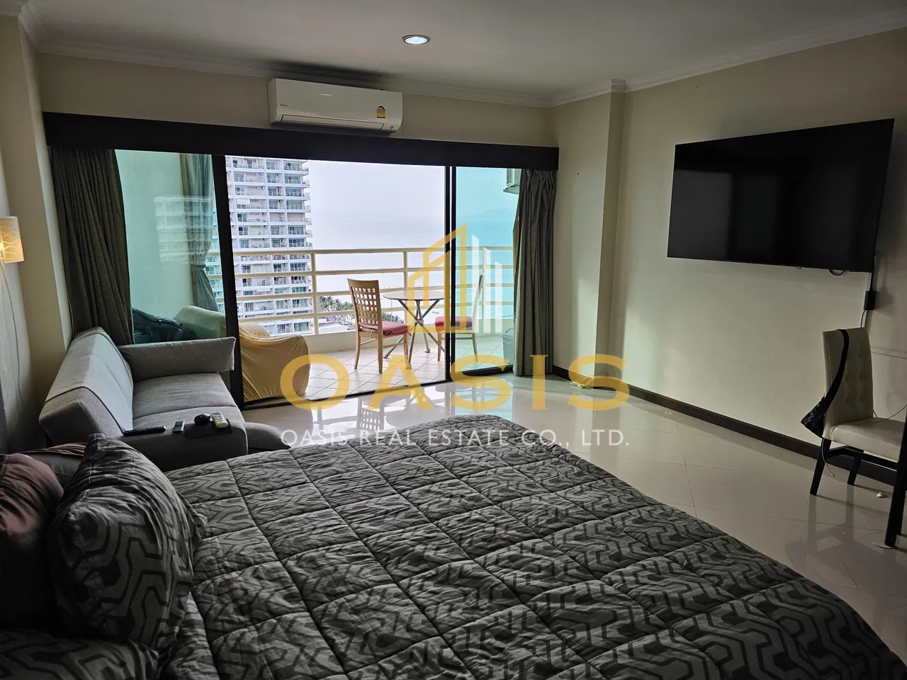 Spacious Sea-View Condo at View Talay 5C For Sale