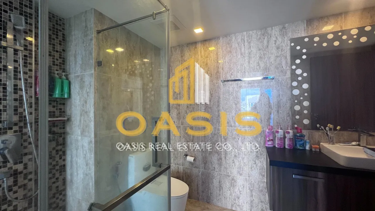 Grand Avenue Residence for Sale