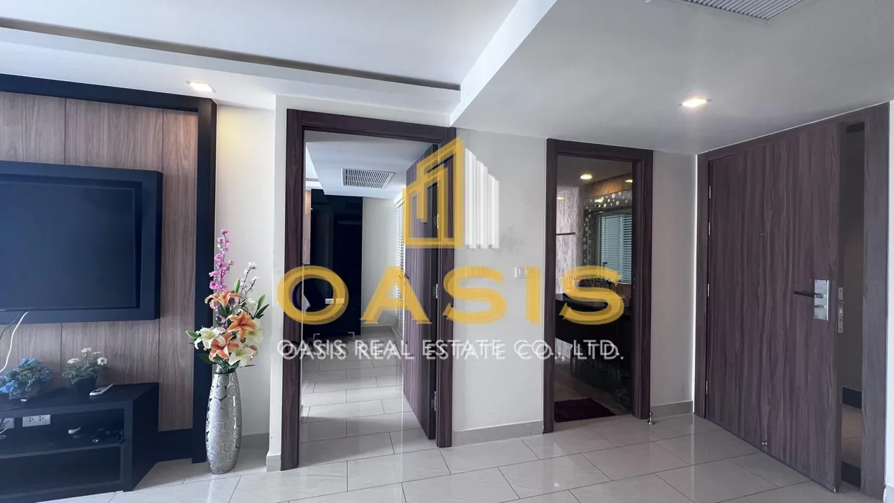 Grand Avenue Residence for Sale