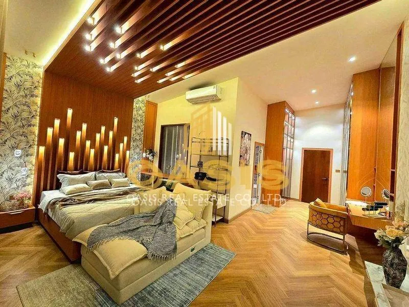 Tropical Luxury Style Pool Villa for Sale