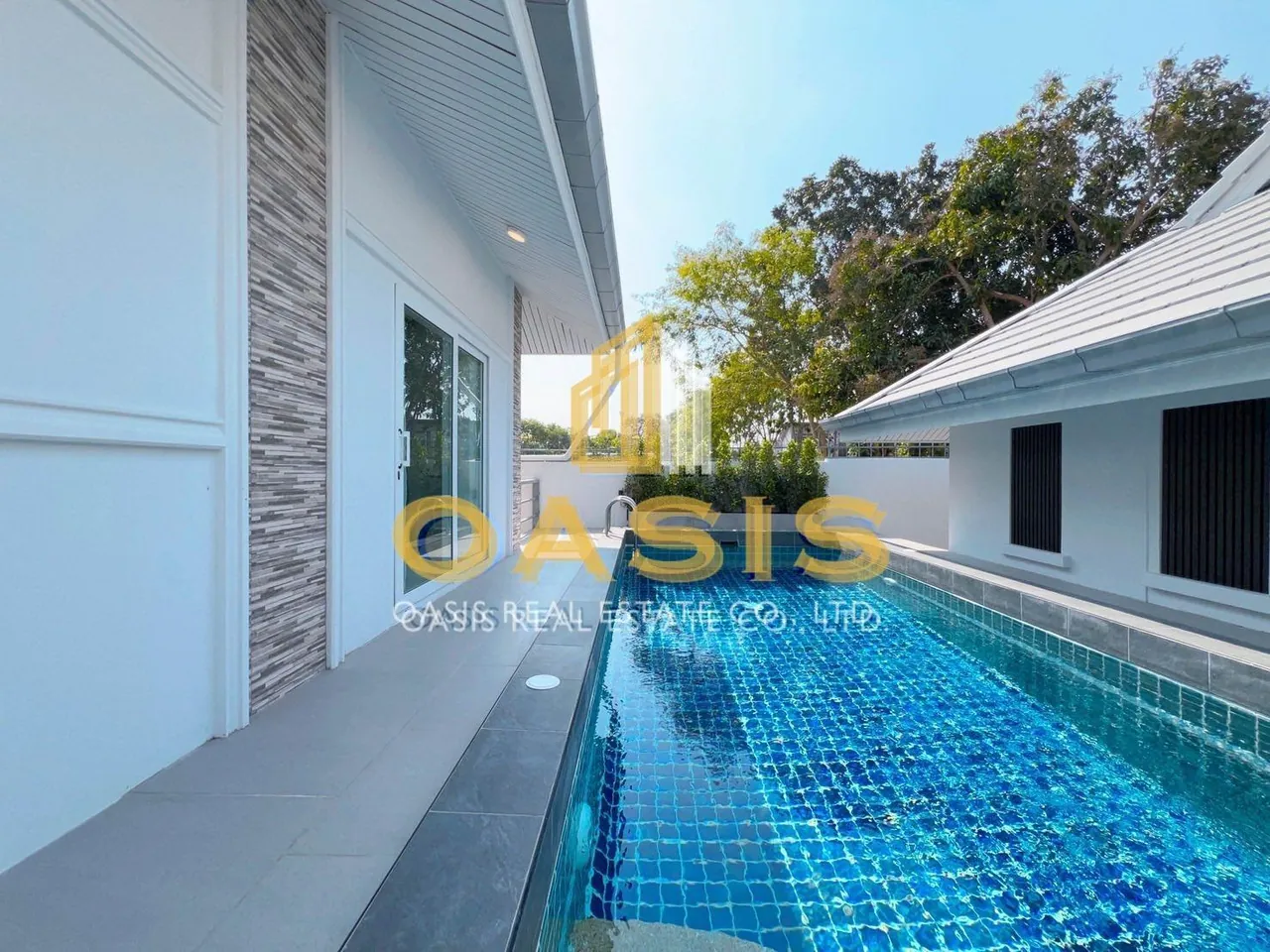 Luxury Pool Villa For Sale