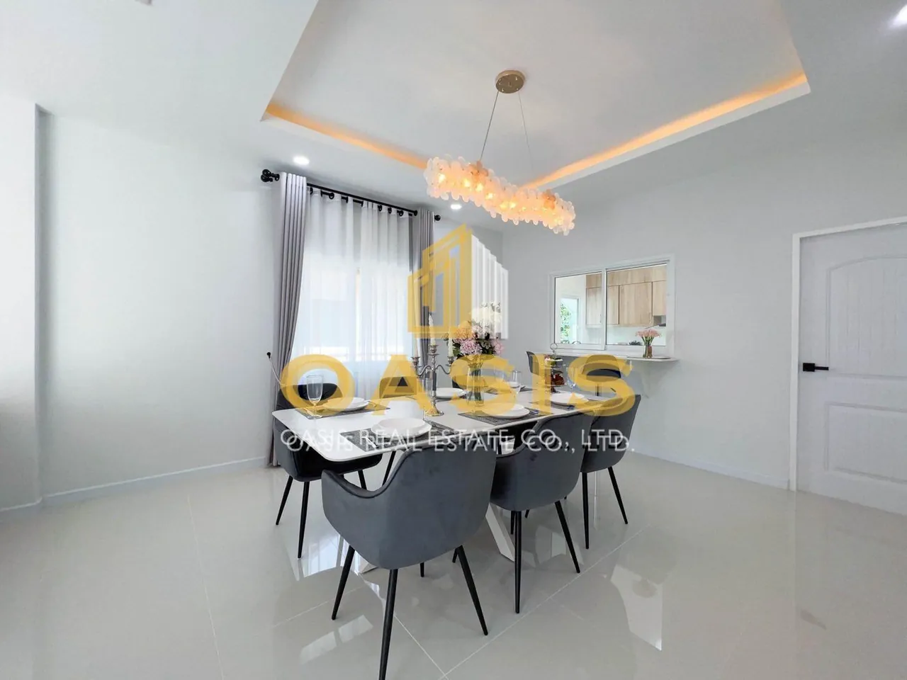 Luxury Pool Villa For Sale
