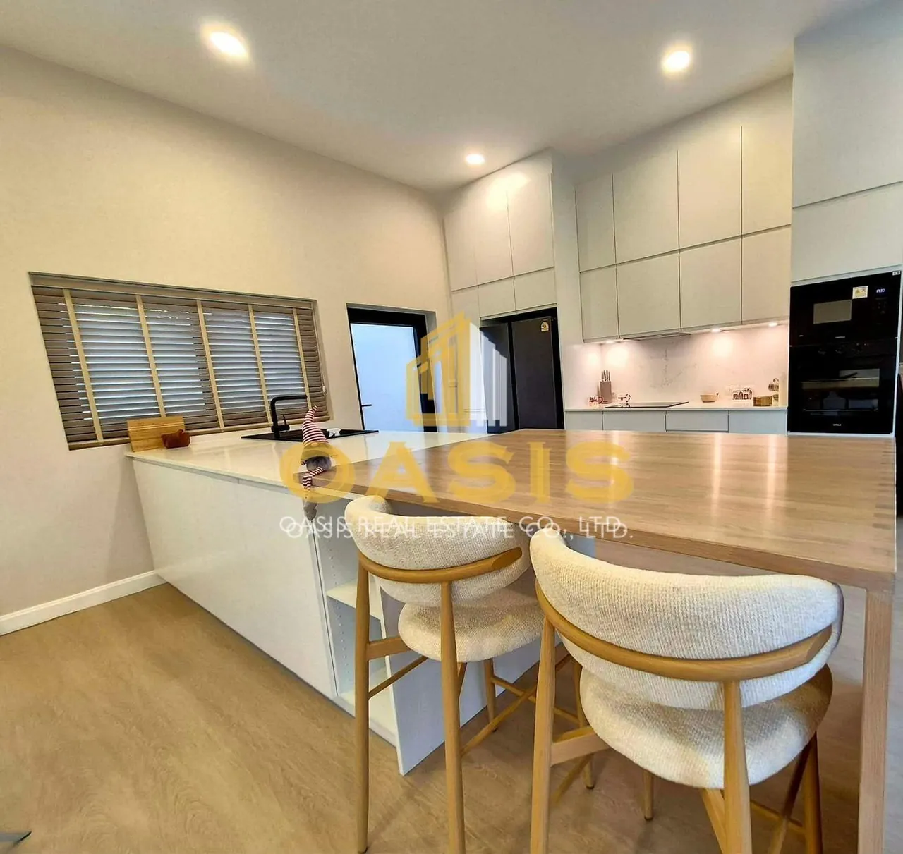 Brand New Luxury Pool Villa For Sale & Rent