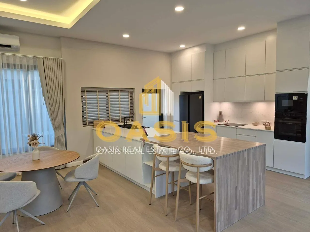Brand New Luxury Pool Villa For Sale & Rent