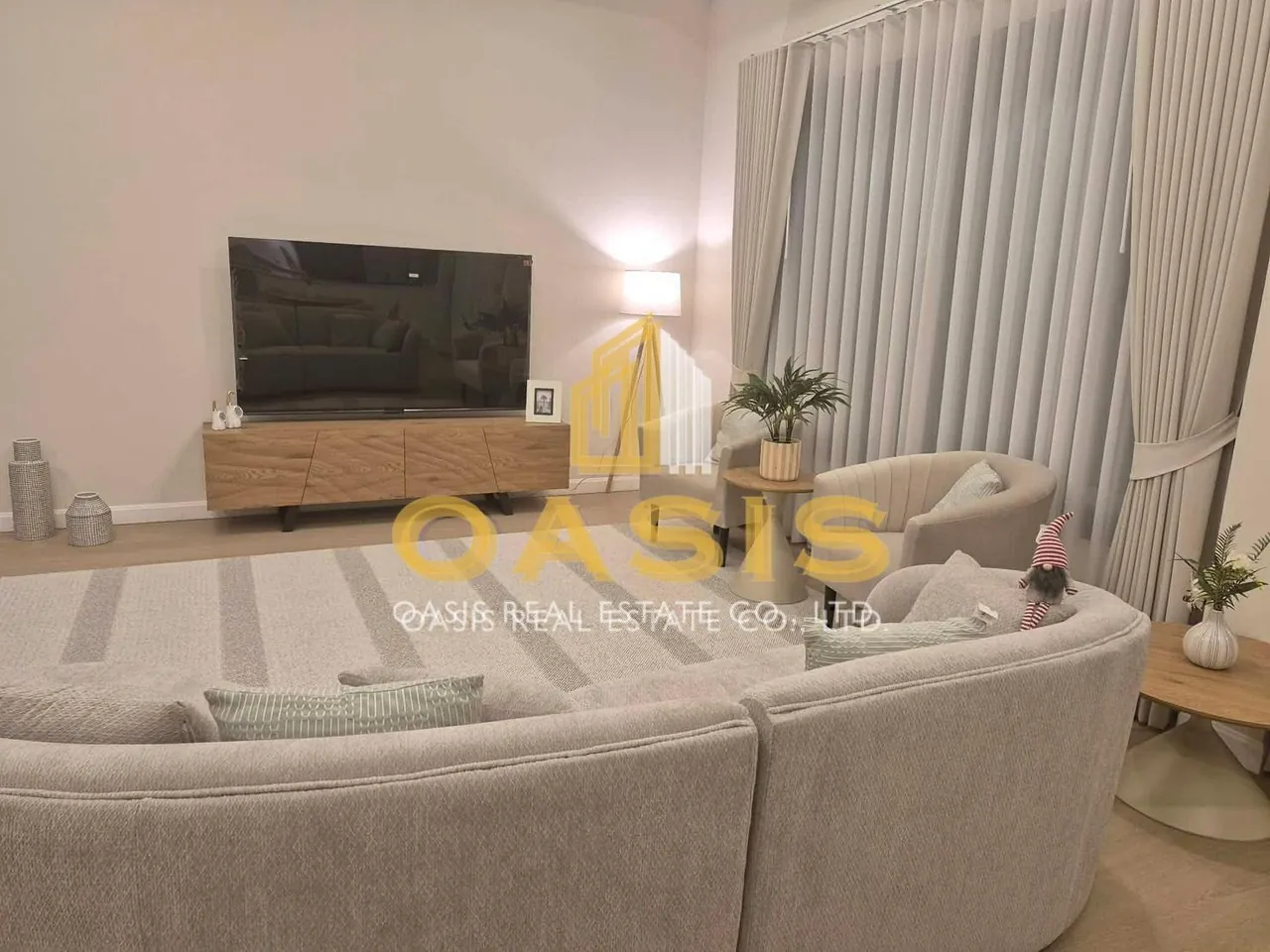 Brand New Luxury Pool Villa For Sale & Rent