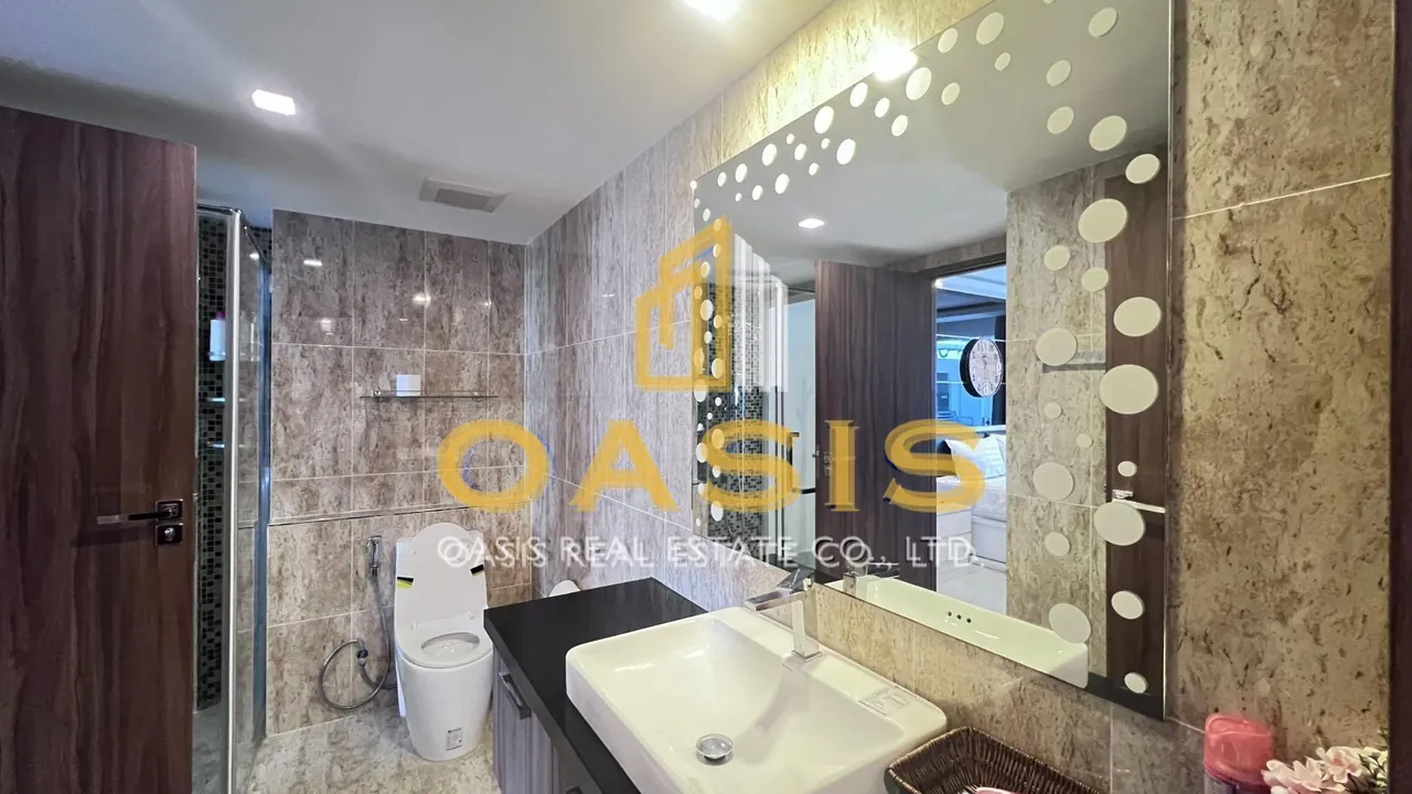 Grand Avenue Residence for sale