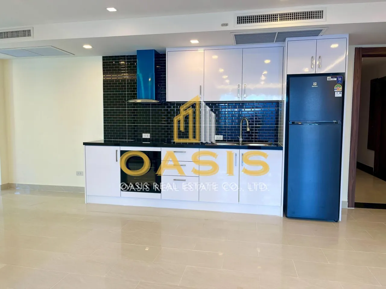 Spacious 3-bedroom Grand Avenue Residence For Sale