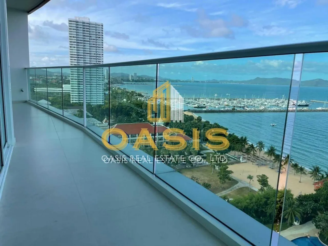 Mövenpick White Sand Beach Residences Pattaya for sale and rent